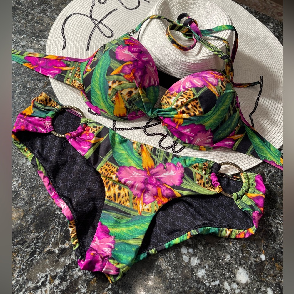 Victoria Secret bikini push-up top 36C/M set